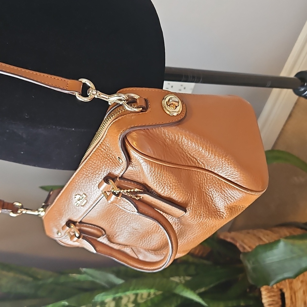 Coach Outlet Mini Bennet Handbag Crossbody Bag F36677